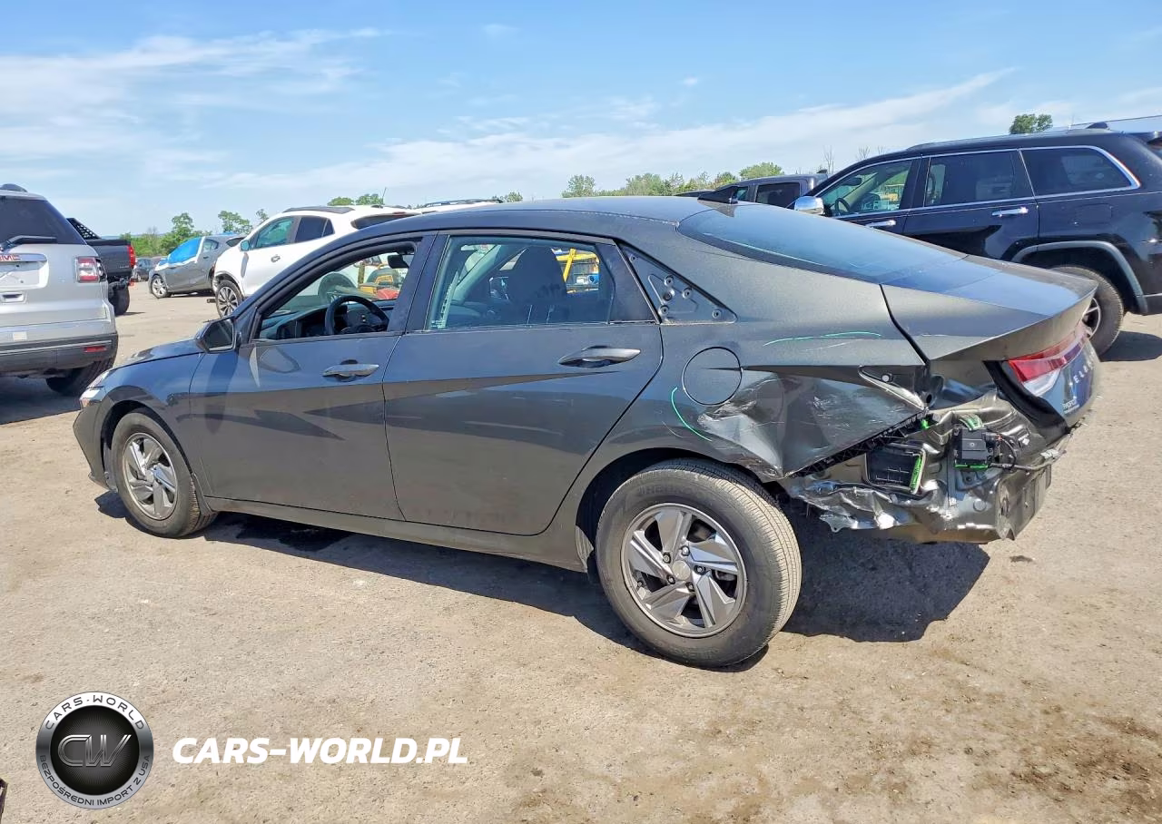 2024 Hyundai Elantra Se VIN:KMHLL4DG5RU815945 - 2