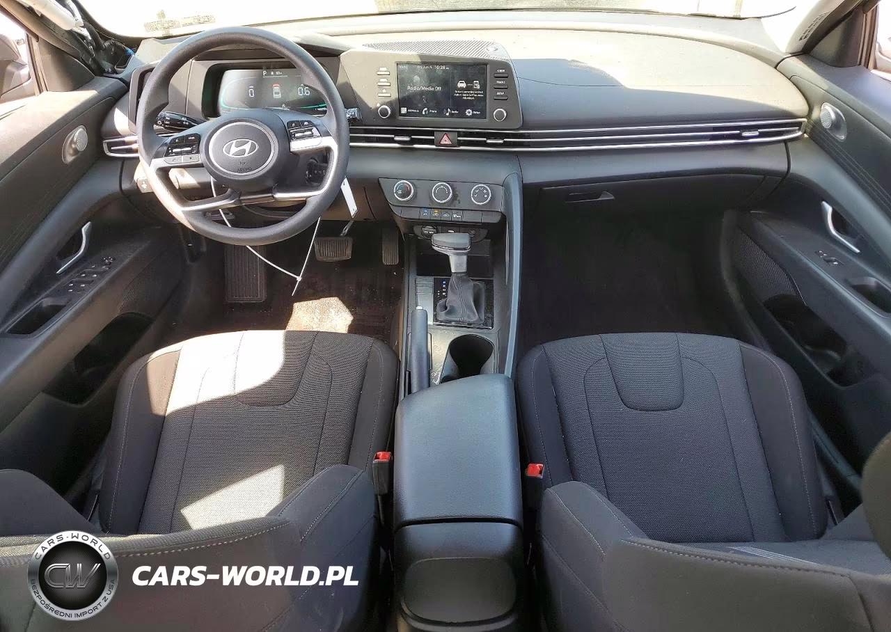 2024 Hyundai Elantra Se VIN:KMHLL4DG5RU815945 - 8