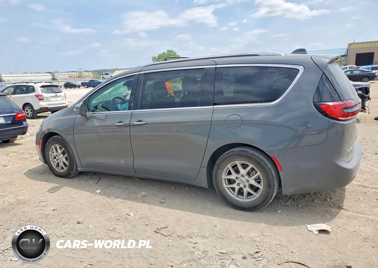 2021 Chrysler Pacifica Touring L VIN:2C4RC1BG9MR600400 - 2