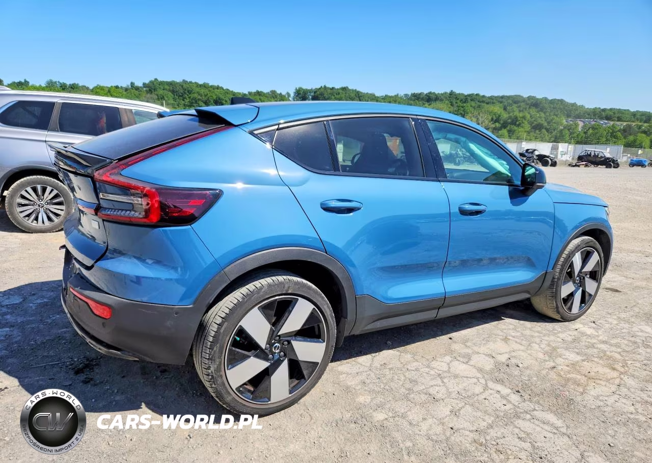 2023 Volvo C40 Recharge Ultimate VIN:YV4ED3GM1P2039390 - 3
