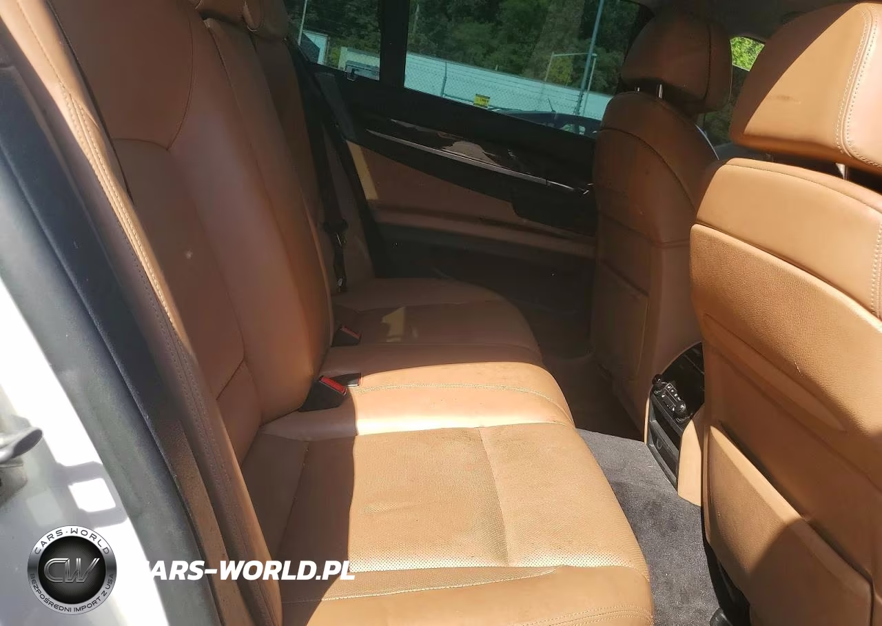 2011 BMW Alpina B7 VIN:WBAKA8C50BCY37115 - 10