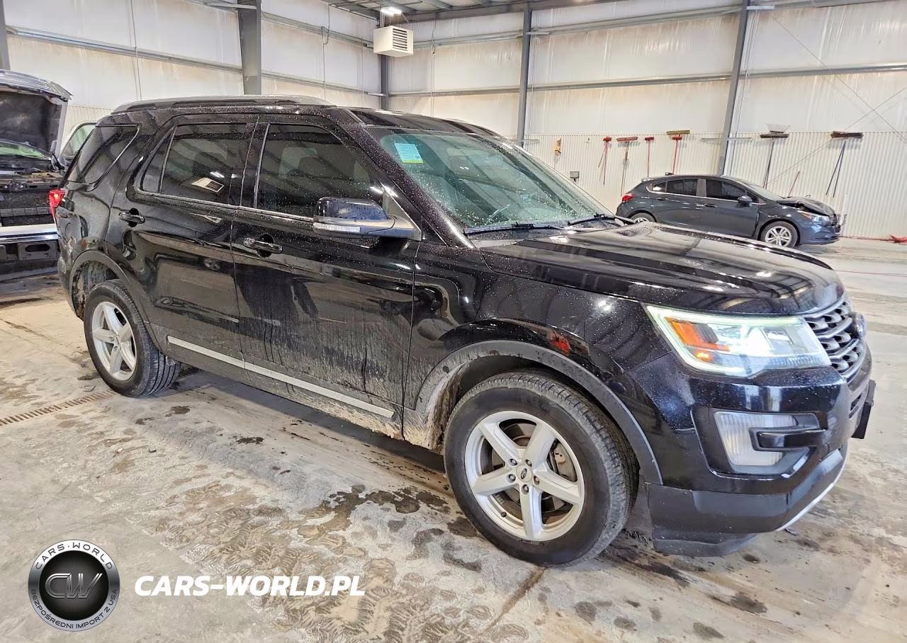 2017 Ford Explorer Xlt VIN:1FM5K8D82HGE27869 - 4