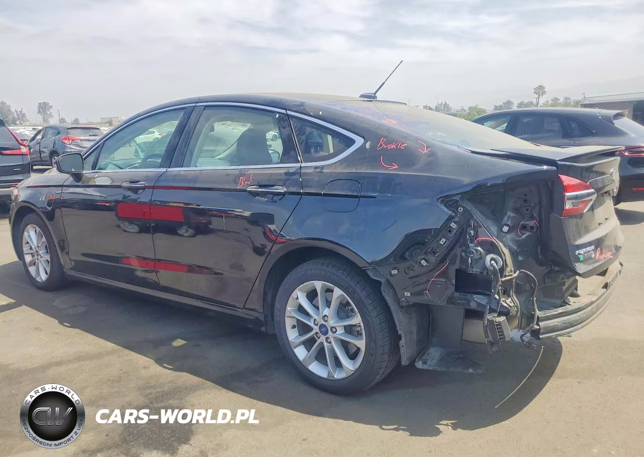 2019 Ford Fusion Titanium VIN:3FA6P0SU4KR278253 - 2