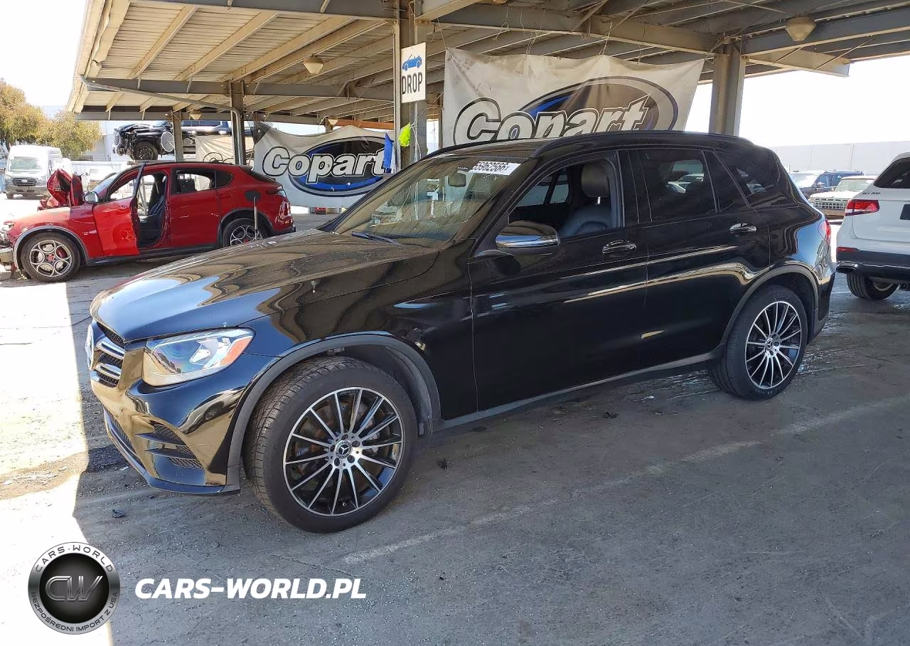 2018 Mercedes-Benz Glc 300 – zdjęcie 1 z 12