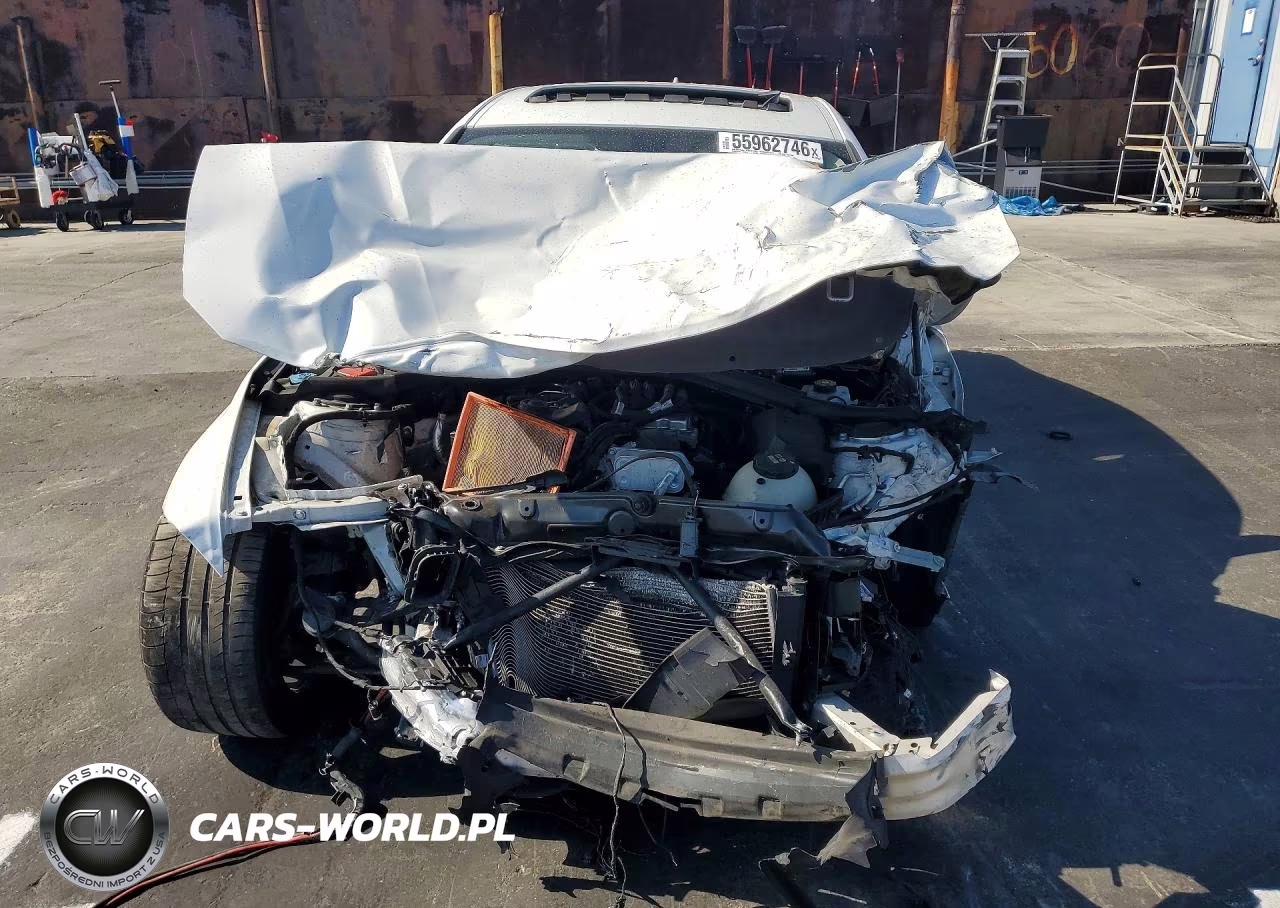 2018 BMW 320 I VIN:WBA8E1G54JNU90049 - 5