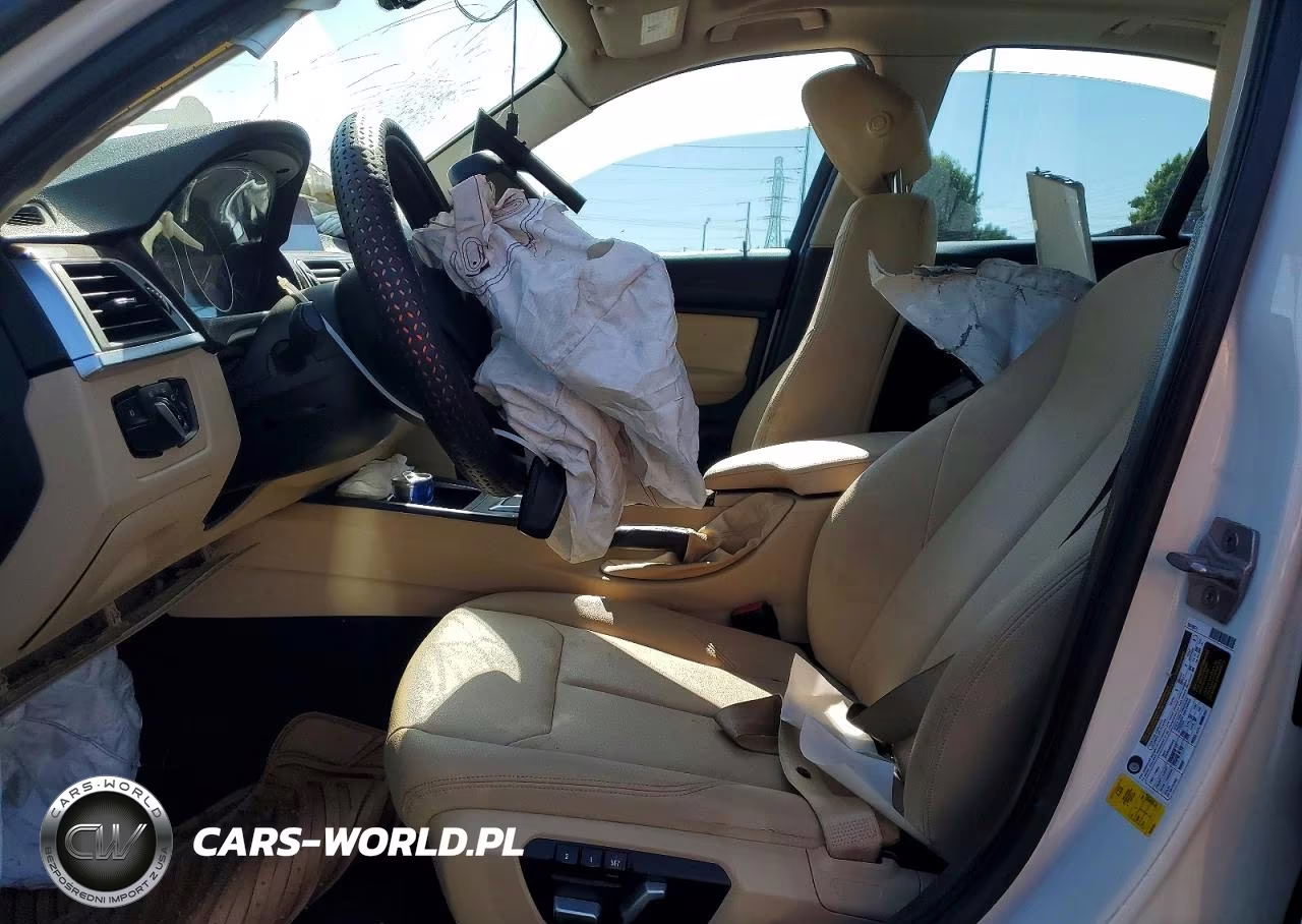 2018 BMW 320 I VIN:WBA8E1G54JNU90049 - 7