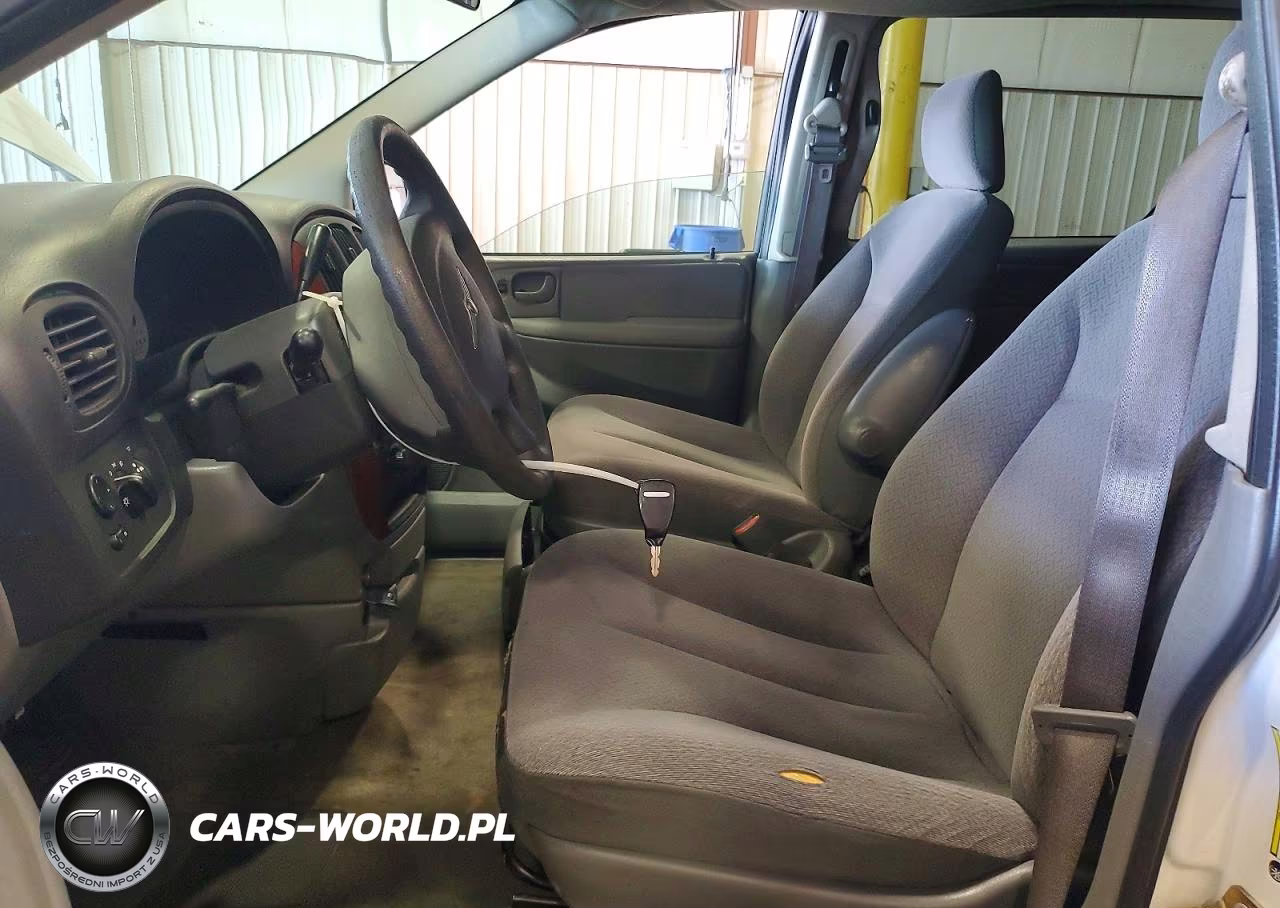2006 Chrysler Town & Country VIN:1A4GP45R36B726077 - 7