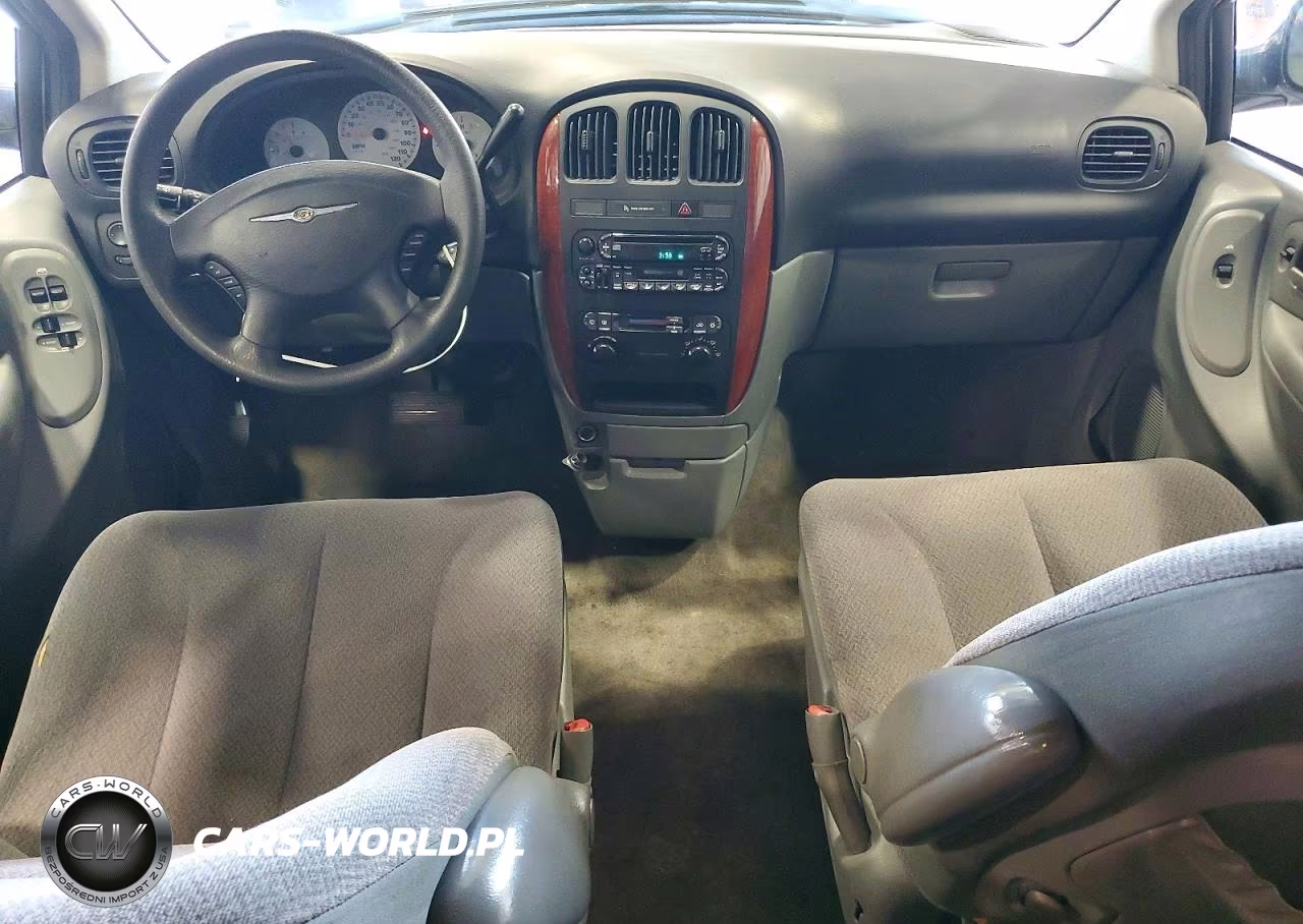 2006 Chrysler Town & Country VIN:1A4GP45R36B726077 - 8
