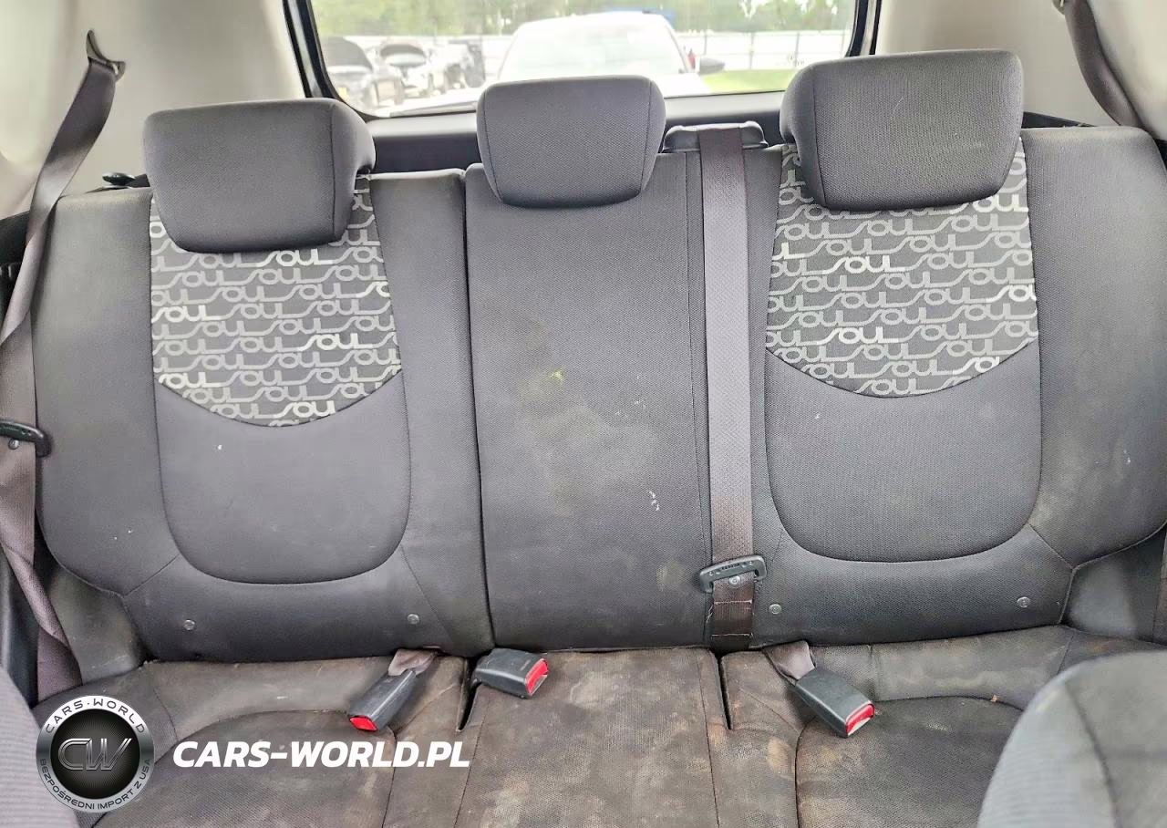 2010 Kia Soul + VIN:KNDJT2A22A7138719 - 10