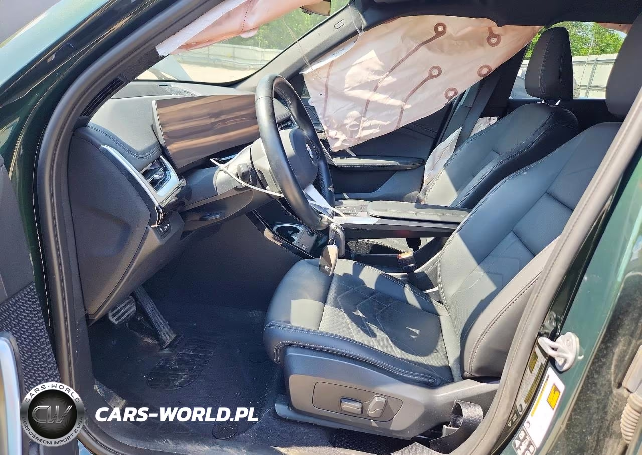 2025 BMW X1 xDrive28I VIN:WBX73EF01S5143459 - 7