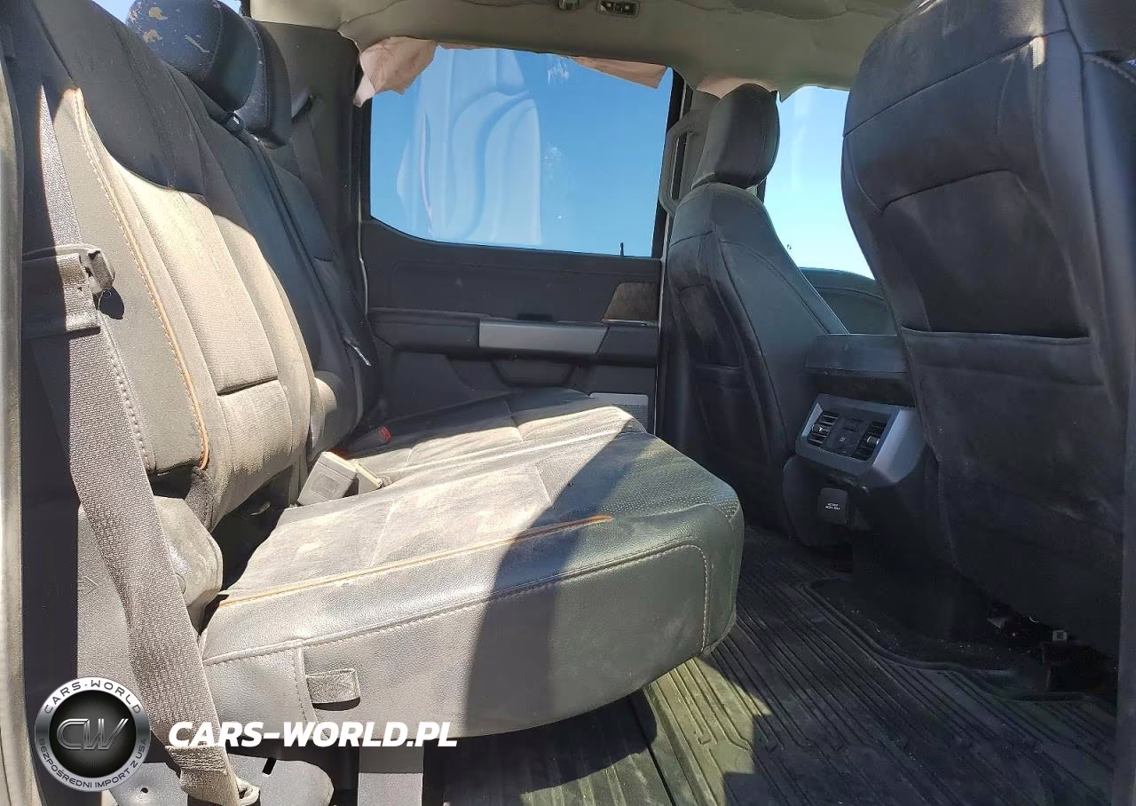 2025 Ford F250 Super Duty VIN:1FT8W2BT9SEC79538 - 10