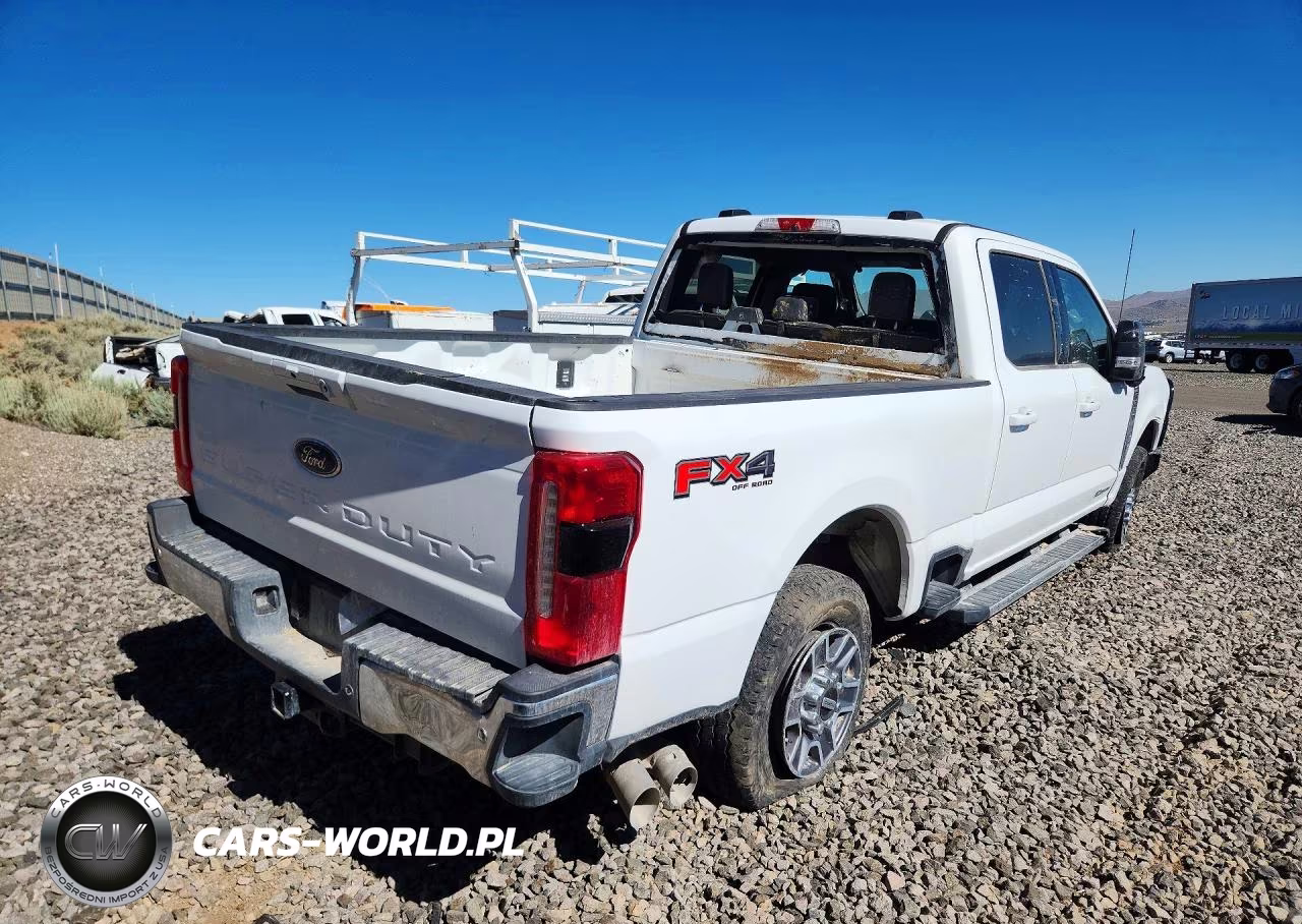 2025 Ford F250 Super Duty VIN:1FT8W2BT9SEC79538 - 3