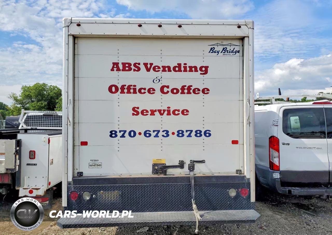 2017 GMC Savana Box Truck VIN:1GD37RCG3H1126358 - 6