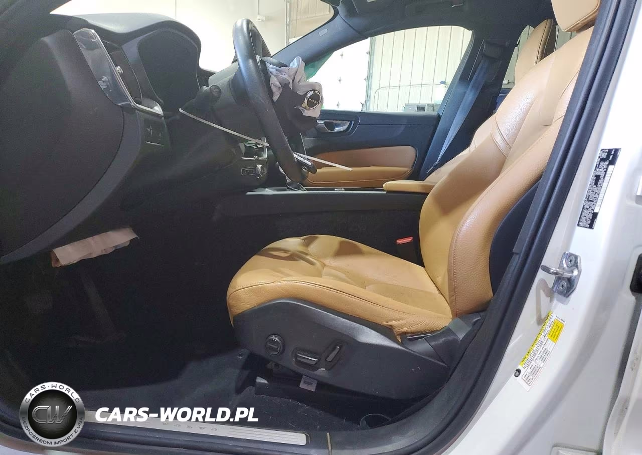 2020 Volvo Xc60 T6 Momentum VIN:YV4A22RK1L1495416 - 7