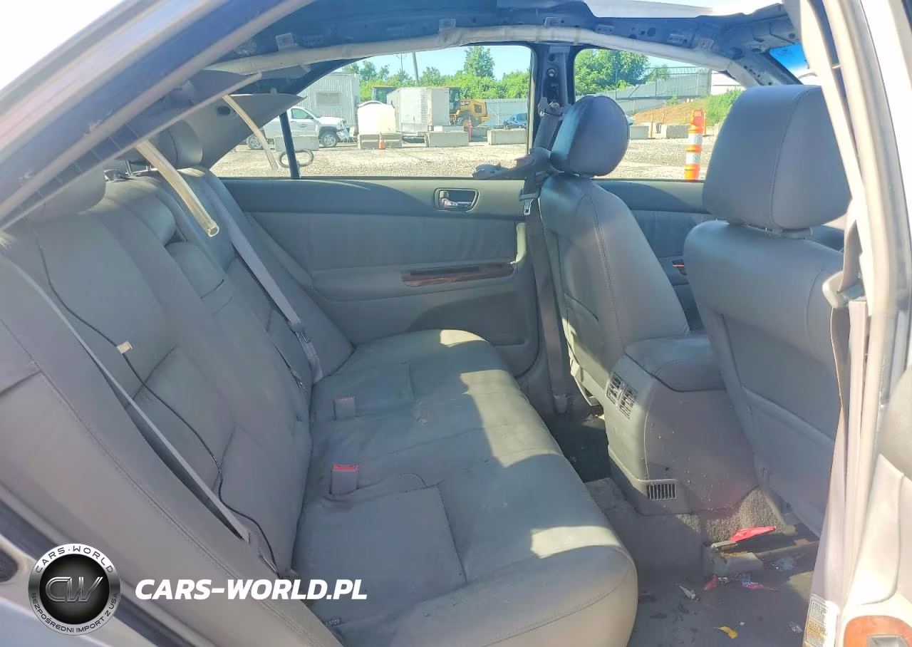 2002 Toyota Camry Xle V6 VIN:4T1BF30K22U513896 - 10