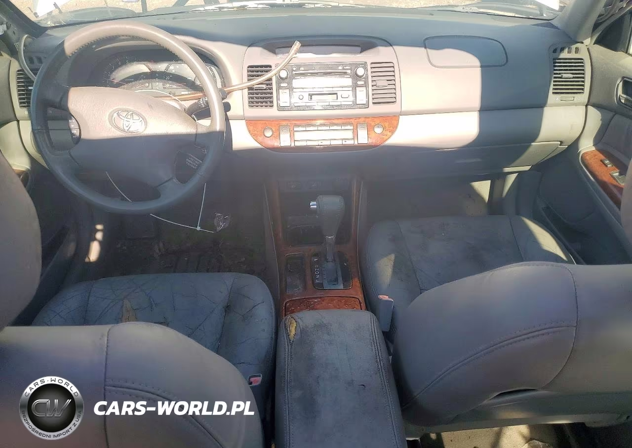 2002 Toyota Camry Xle V6 VIN:4T1BF30K22U513896 - 8