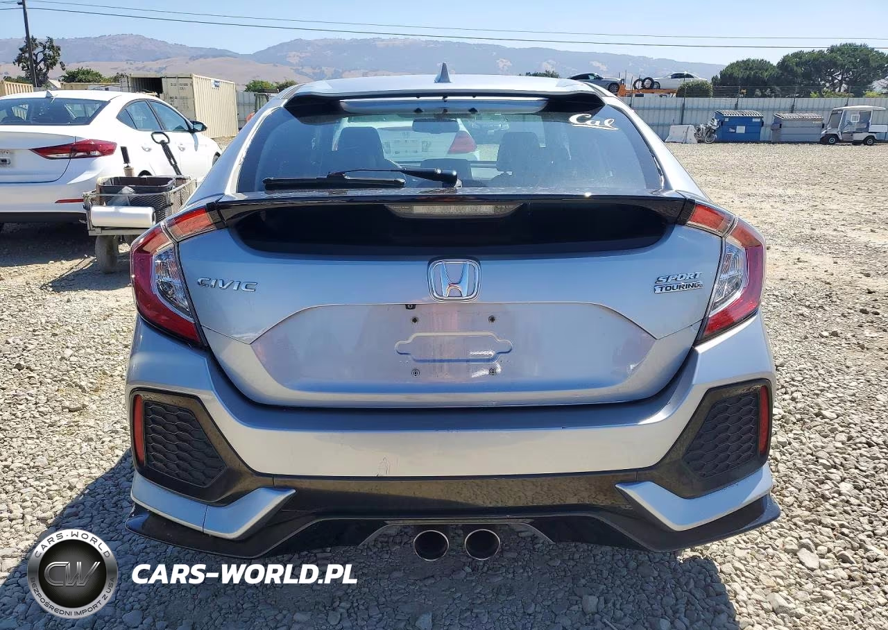 2018 Honda Civic Sport Touring VIN:SHHFK7H93JU403696 - 6