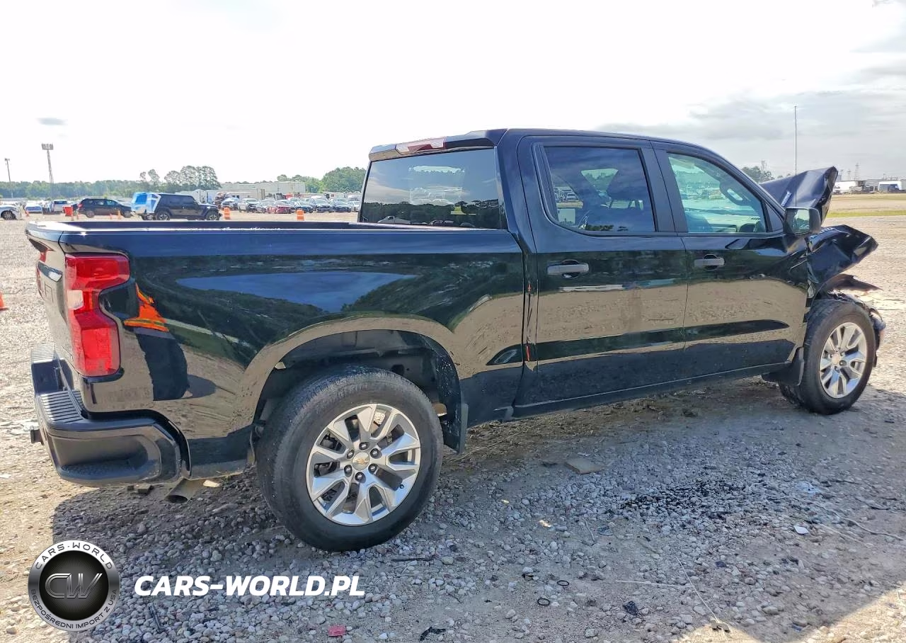 2025 Chevrolet Silverado C1500 Custom VIN:3GCPABEK1SG142339 - 3