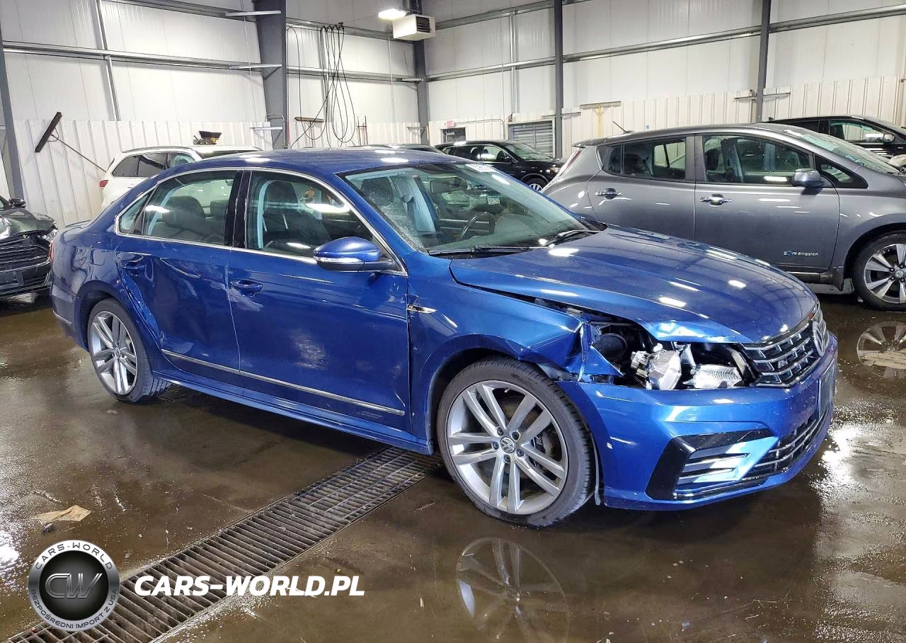 2017 Volkswagen Pasaat VIN:1VWDT7A35HC006474 - 4
