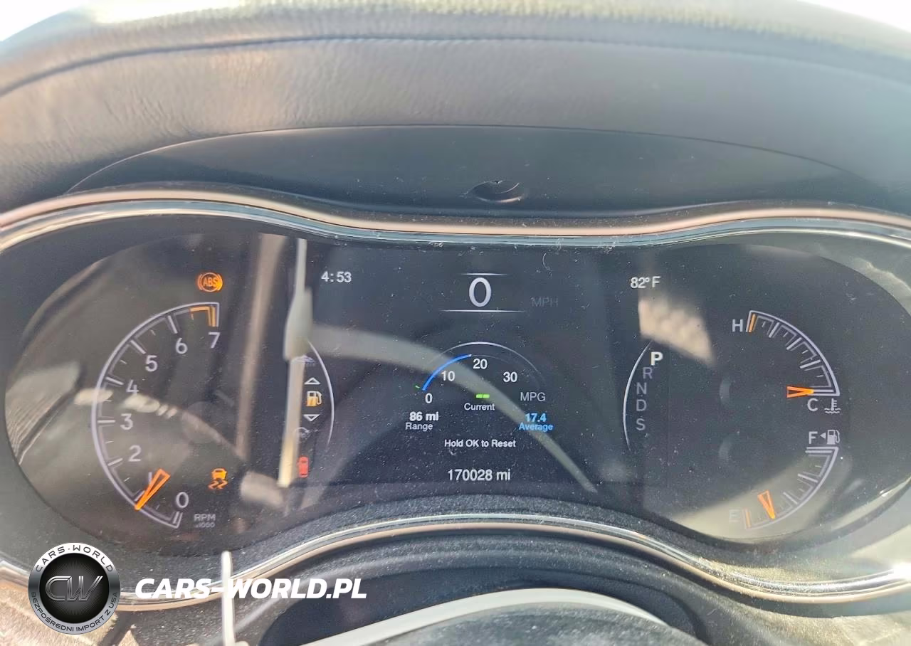 2014 Jeep Grand Cherokee Overland VIN:1C4RJFCG6EC196550 - 9