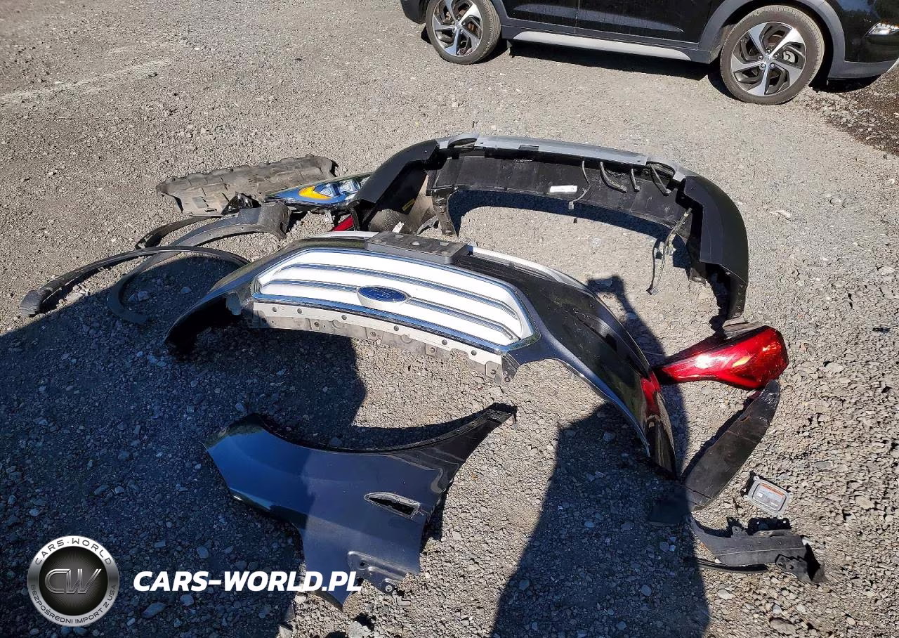 2019 Ford Escape Titanium VIN:1FMCU9J97KUB82564 - 13