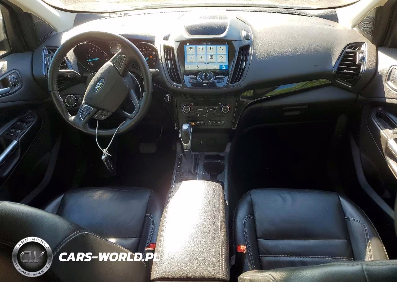 2019 Ford Escape Titanium VIN:1FMCU9J97KUB82564 - 8