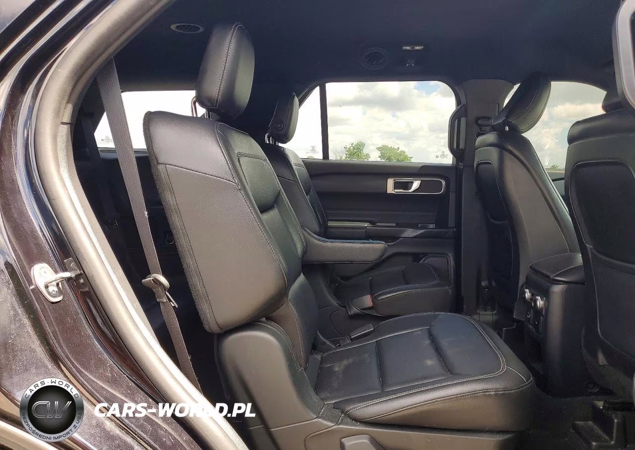 2020 Ford Explorer Xlt VIN:1FMSK8DH4LGA24908 - 11