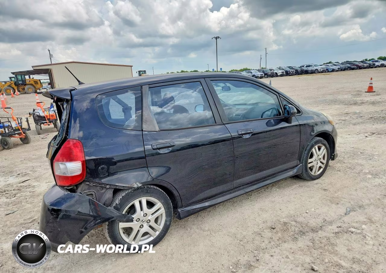 2007 Honda Fit S VIN:JHMGD386X7S051015 - 3