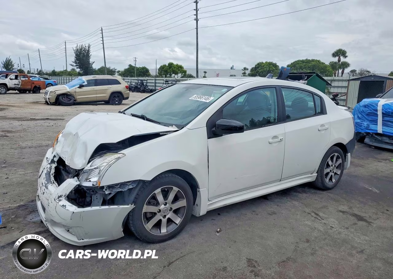 2012 Nissan Sentra 2.0 – zdjęcie 1 z 12