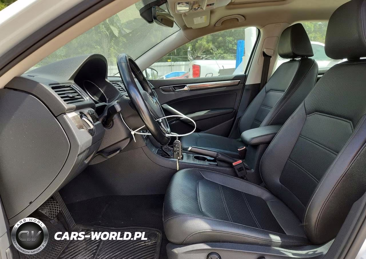 2017 Volkswagen Passat Se VIN:1VWGT7A38HC036811 - 7
