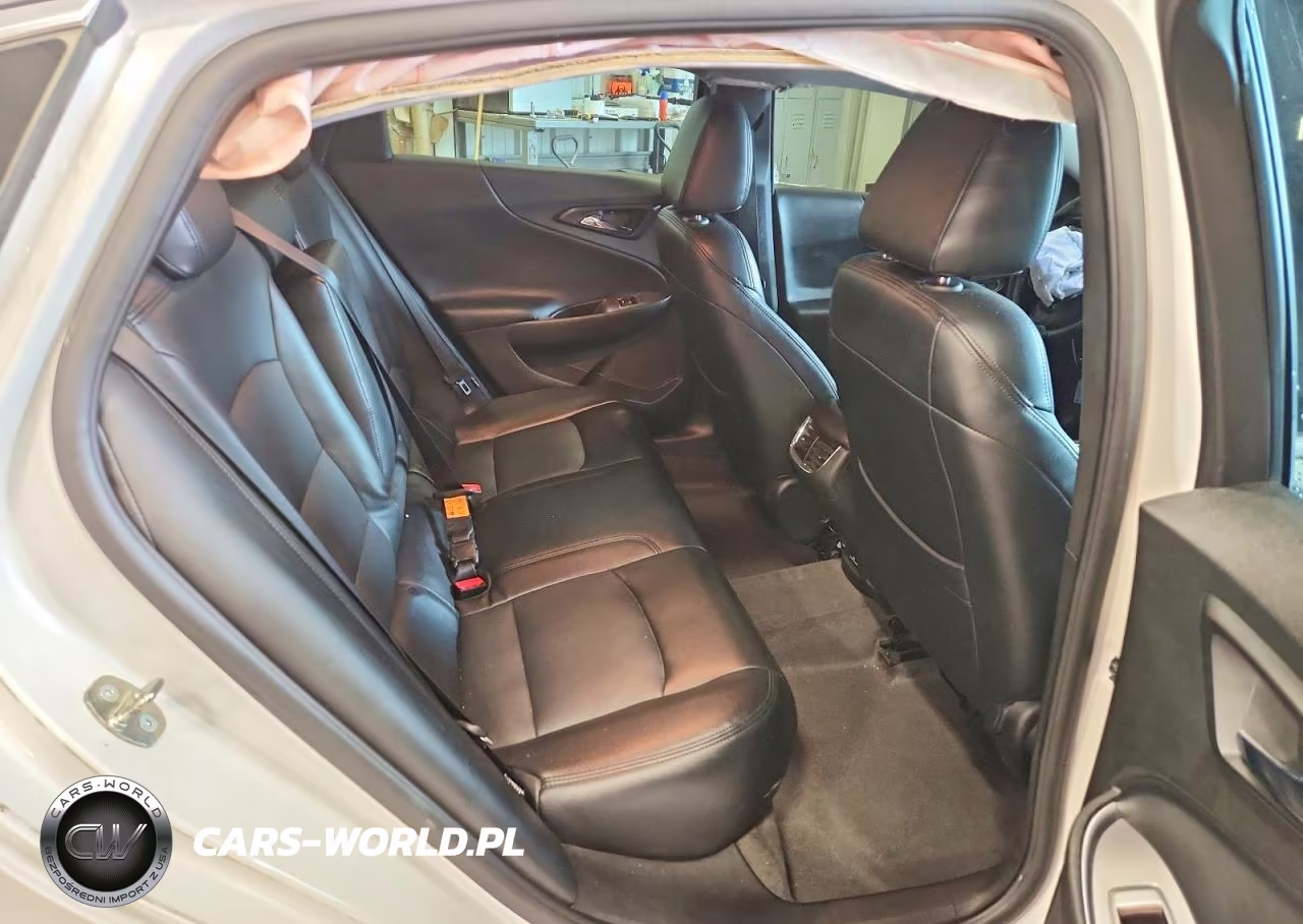 2018 Chevrolet Malibu Lt VIN:1G1ZD5ST8JF257169 - 10