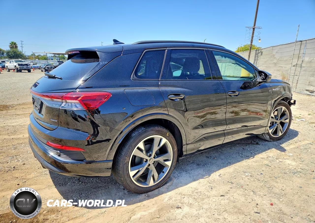 2025 Audi Q4 E-Tron Premium VIN:WA1KUBFZ2SP042382 - 3
