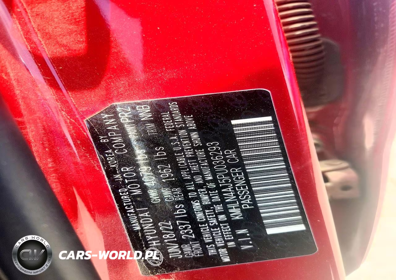 2023 Hyundai Elantra Limited VIN:KMHLN4AJ5PU036293 - 13