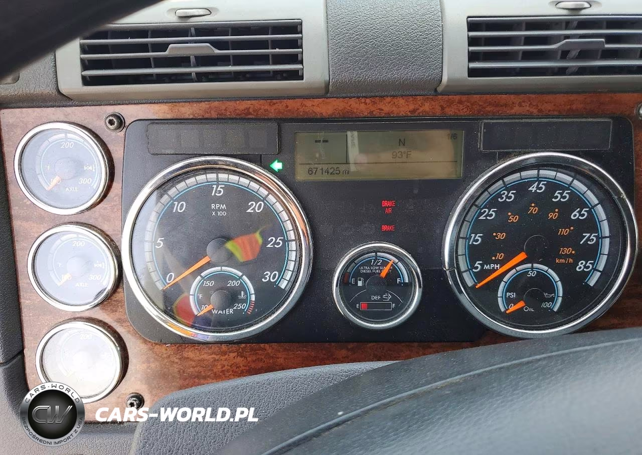 2015 Freightliner Cascadia Semi Truck VIN:3AKJGLD50FSGH8080 - 8