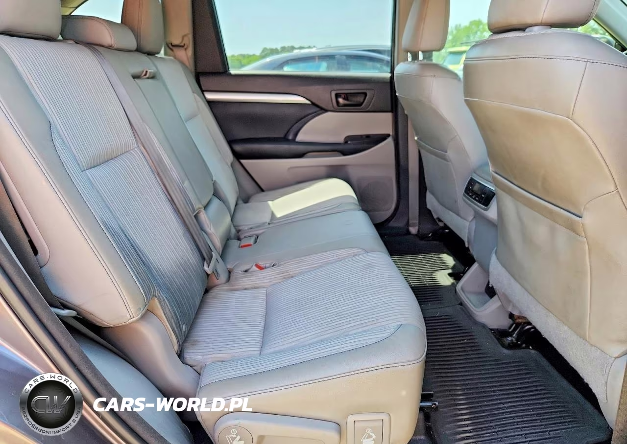 2015 Toyota Highlander Le Plus VIN:5TDBKRFHXFS088291 - 11