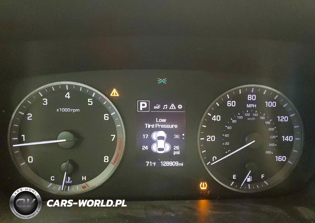2015 Hyundai Sonata Sport VIN:5NPE34AF2FH221621 - 9