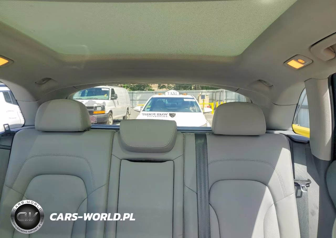 2016 Audi Q5 Premium Plus VIN:WA1L2AFP9GA118984 - 10