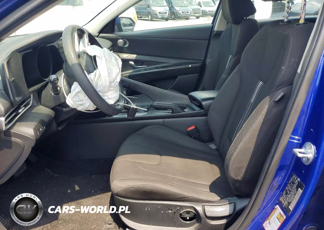 2023 Hyundai Elantra Sel VIN:KMHLM4AG5PU570546 - 7