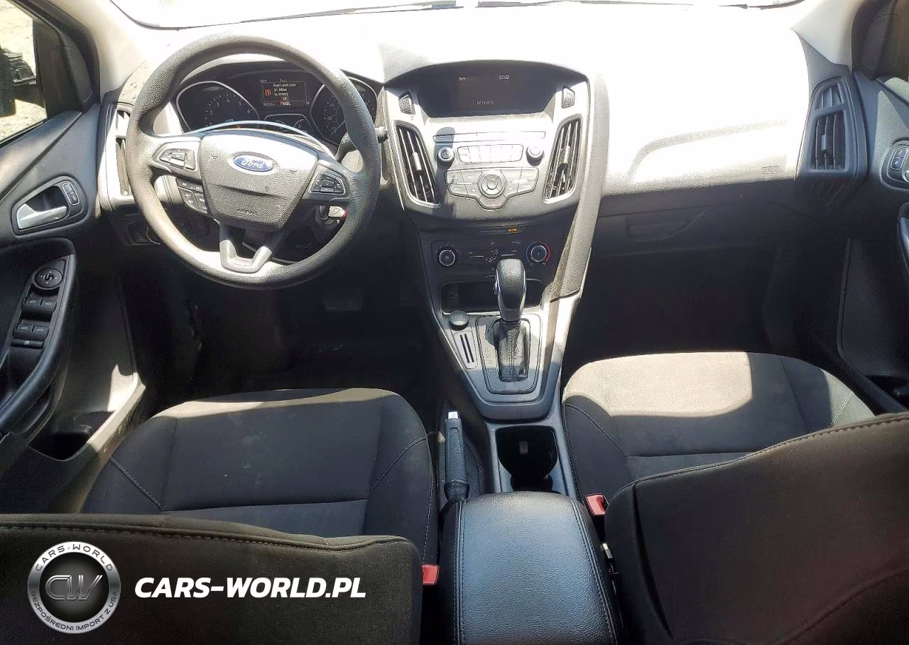 2018 Ford Focus Se VIN:1FADP3K21JL282846 - 8