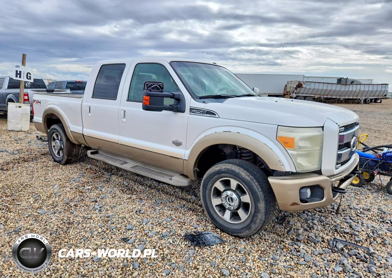 2011 Ford F250 Super Duty VIN:1FT7W2BT8BEA29817 - 4