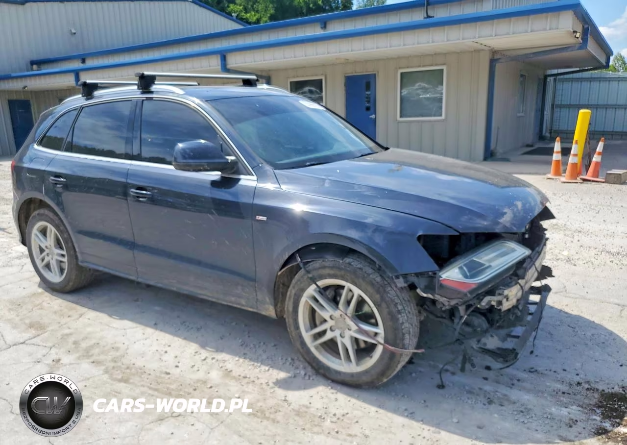 2014 Audi Q5 Premium Plus VIN:WA1DGAFP1EA104340 - 4