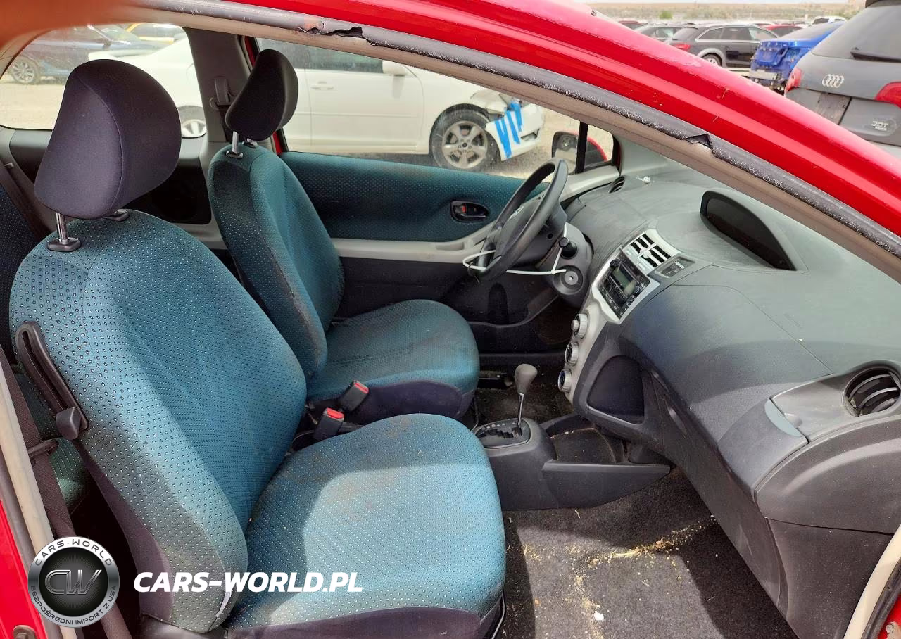 2007 Toyota Yaris Base VIN:JTDJT903X75037595 - 10