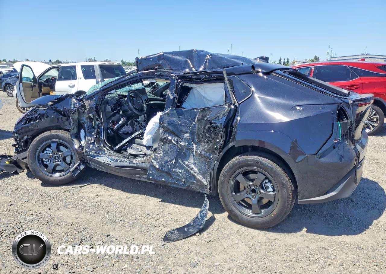 2026 Toyota Bz Xle Plus VIN:JTMBCAEB2TA008003 - 2