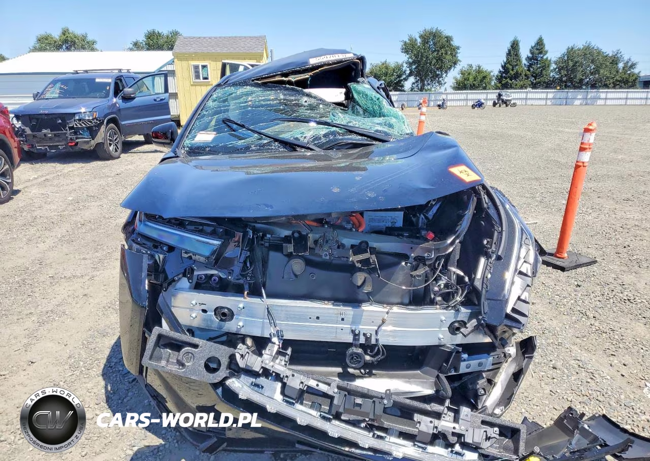2026 Toyota Bz Xle Plus VIN:JTMBCAEB2TA008003 - 5