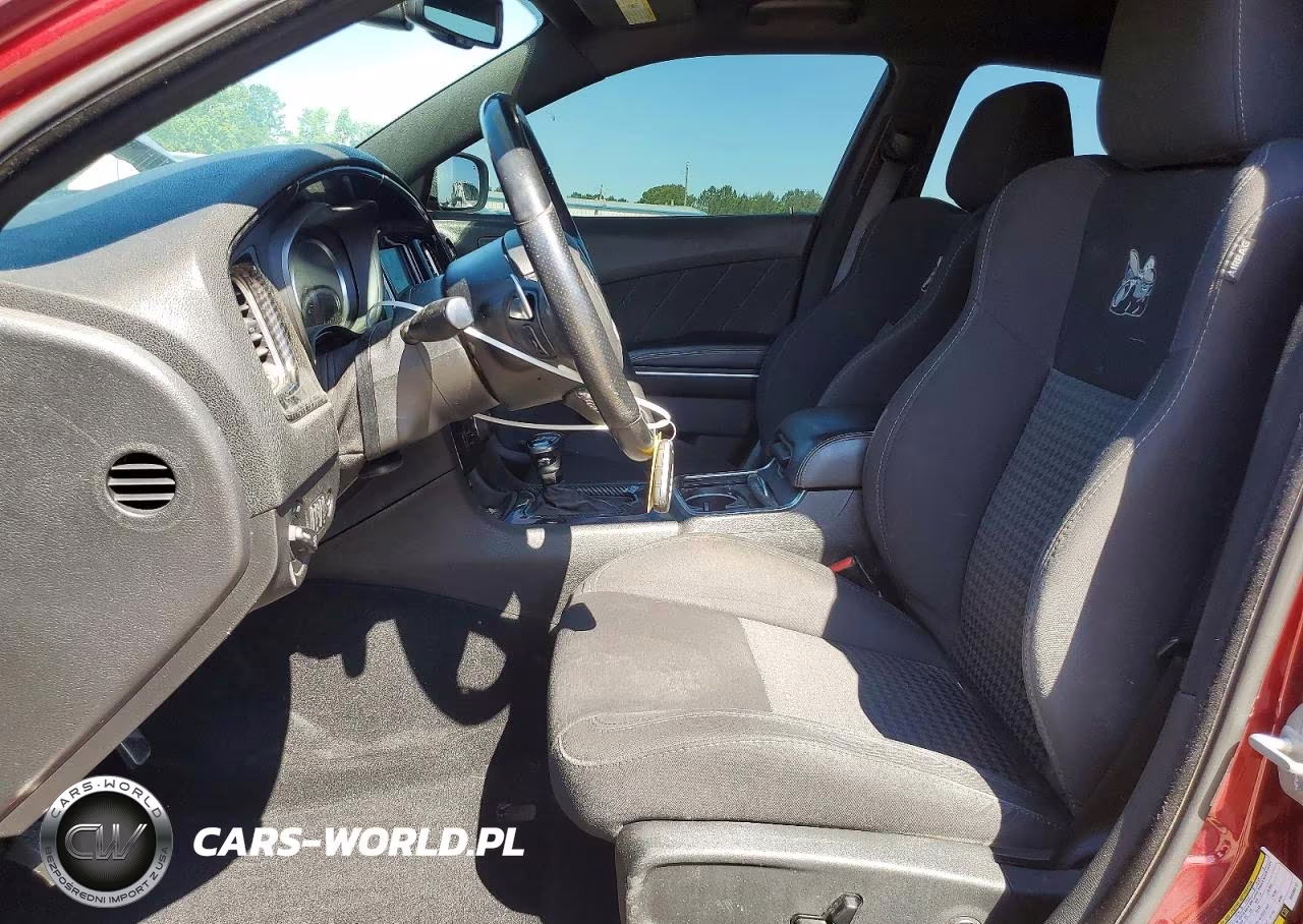 2019 Dodge Charger Scat Pack VIN:2C3CDXGJ2KH598412 - 7