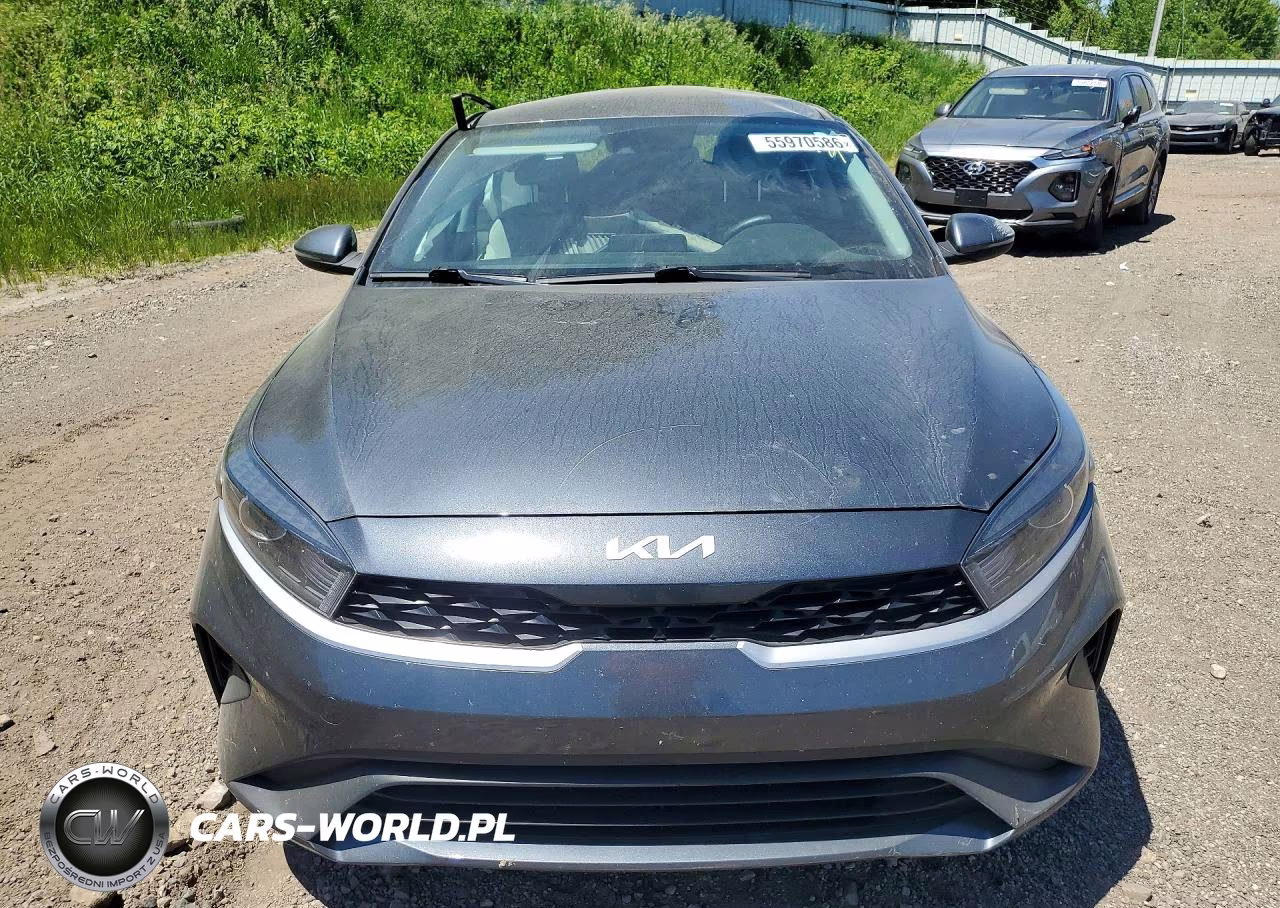 2023 Kia Forte Lxs VIN:3KPF24AD6PE580420 - 5