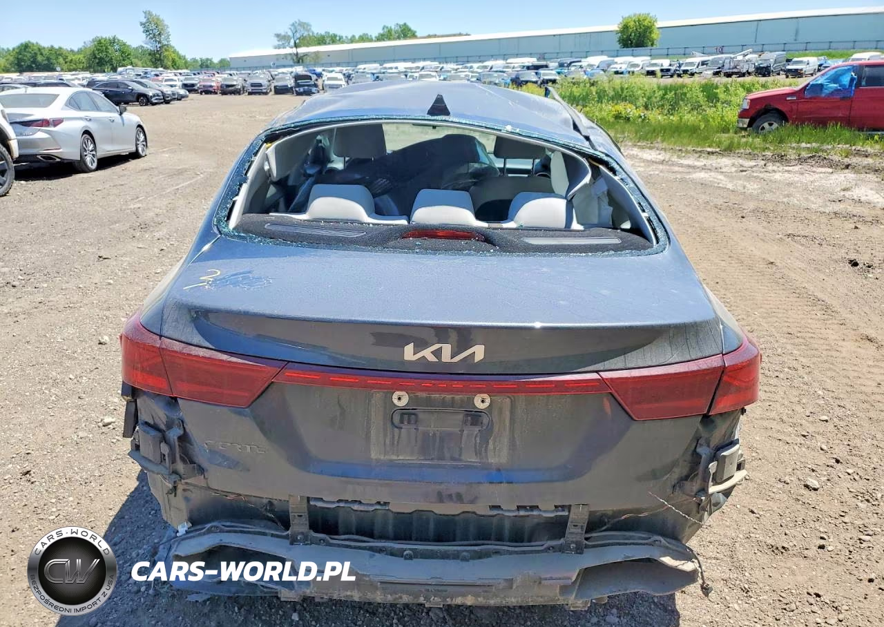 2023 Kia Forte Lxs VIN:3KPF24AD6PE580420 - 6