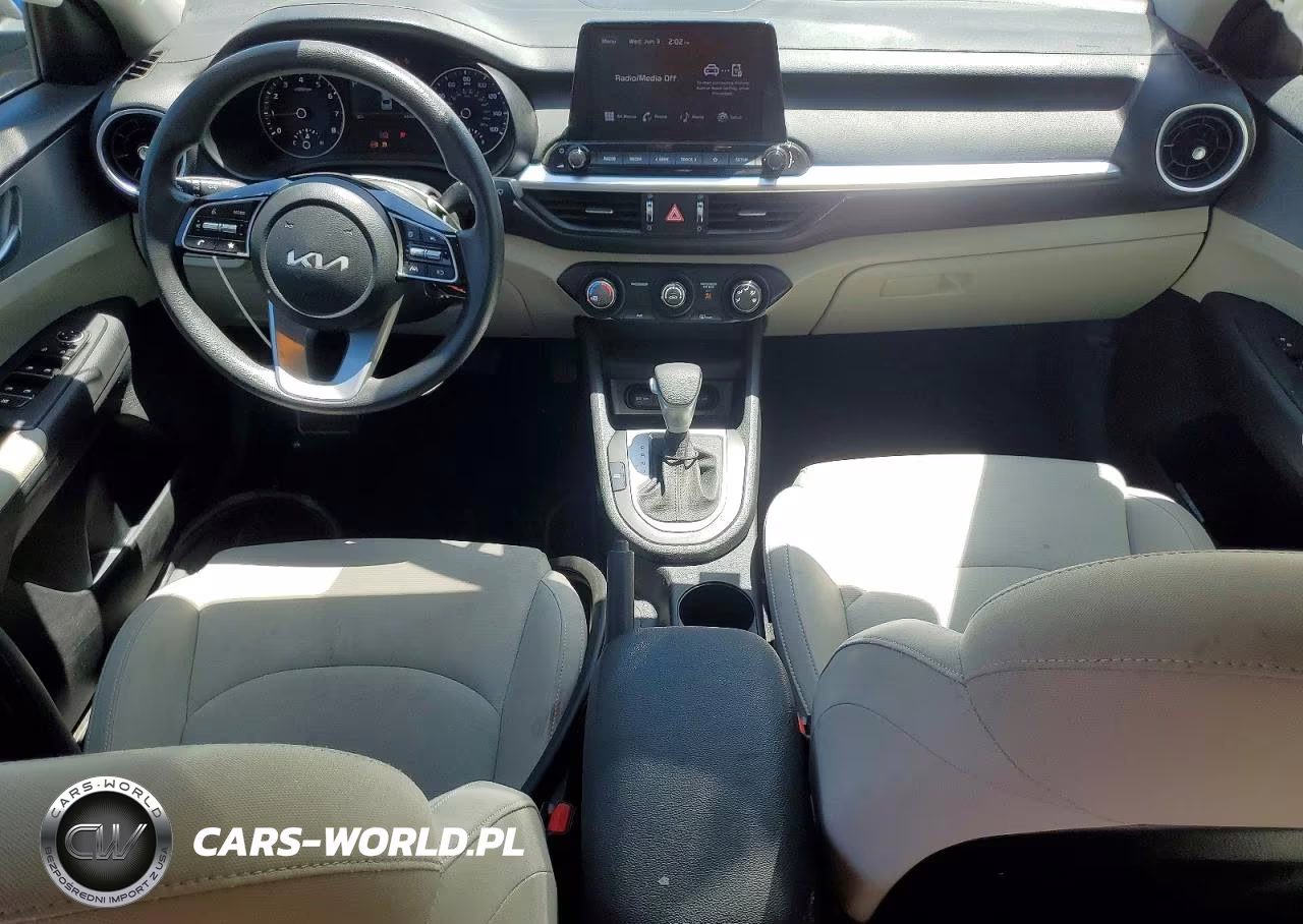 2023 Kia Forte Lxs VIN:3KPF24AD6PE580420 - 8