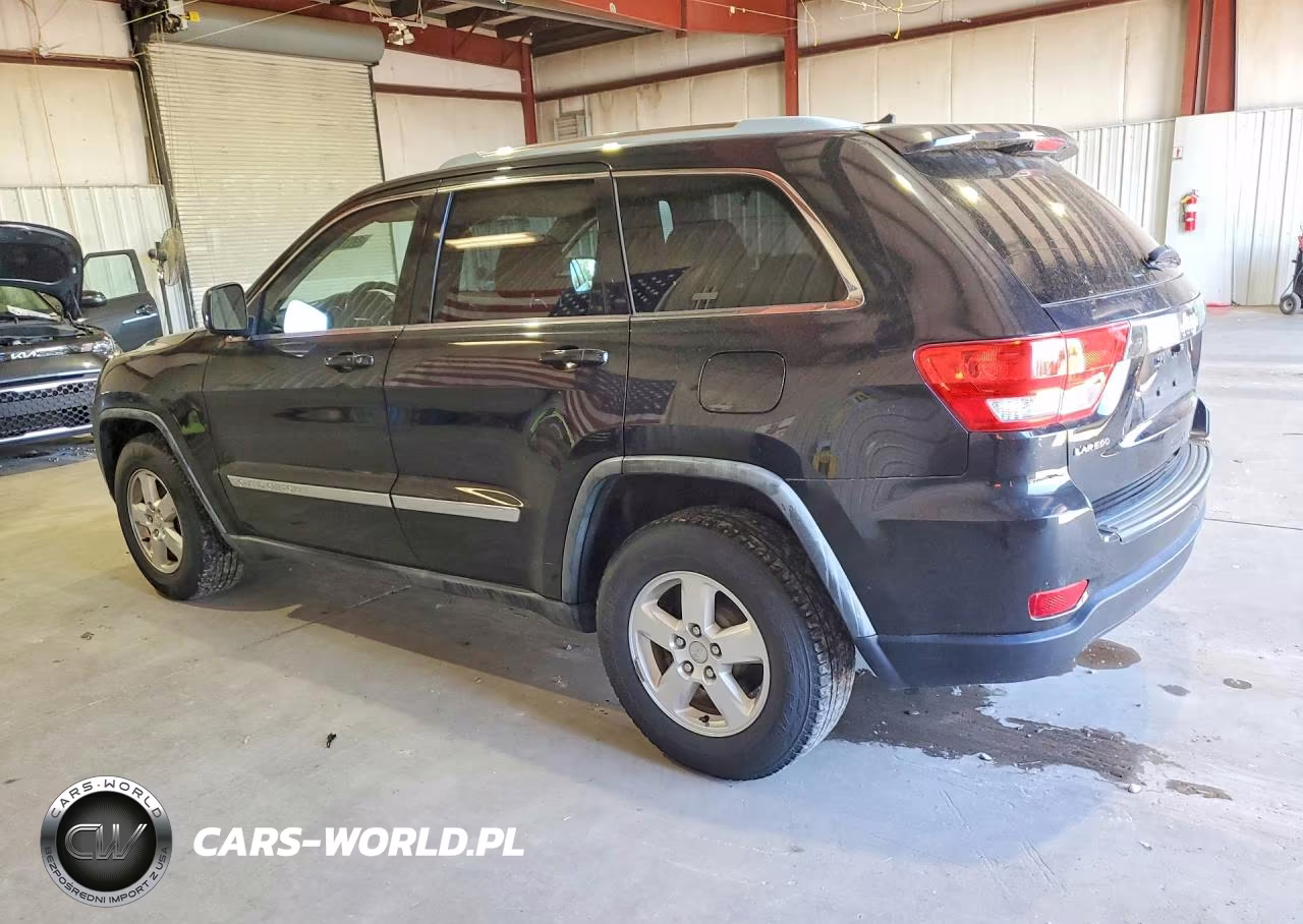 2011 Jeep Grand Cherokee Laredo VIN:1J4RS4GGXBC577867 - 2
