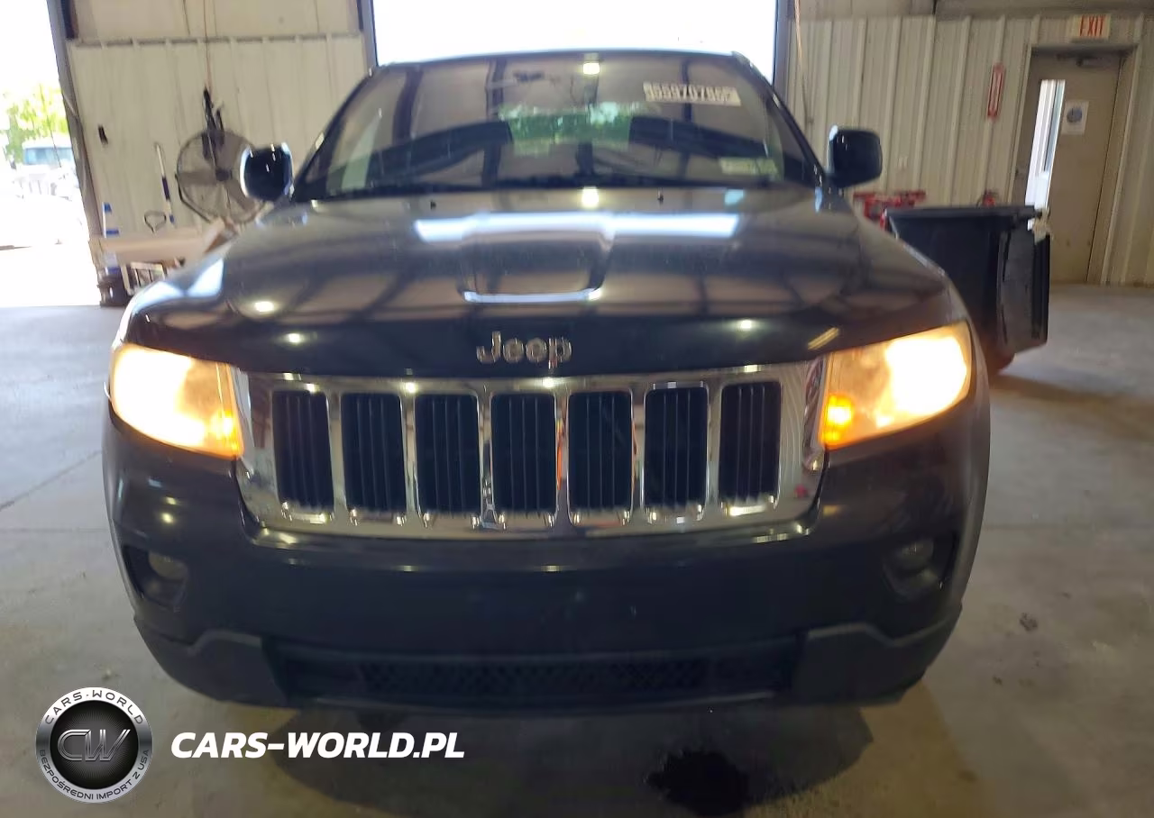 2011 Jeep Grand Cherokee Laredo VIN:1J4RS4GGXBC577867 - 5